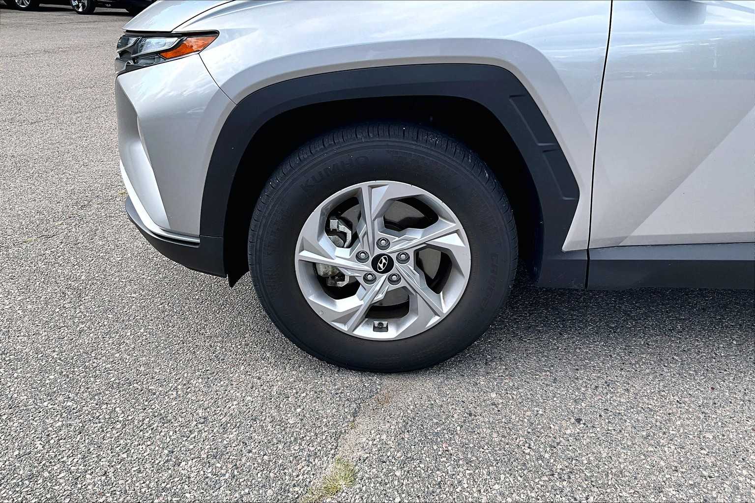 2024 Hyundai Tucson SE - Photo 4