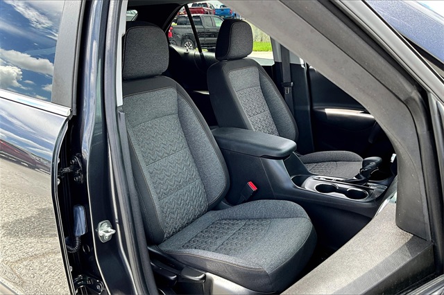 2022 Chevrolet Equinox LT - Photo 11