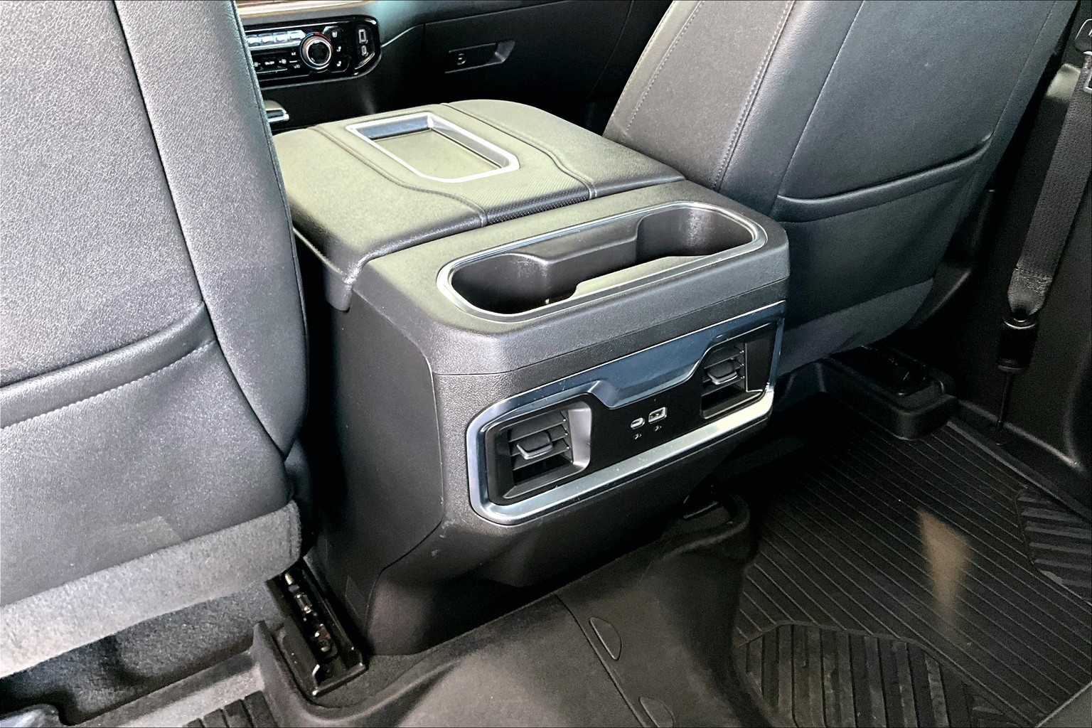 2022 Chevrolet Silverado 1500 LTZ - Photo 28