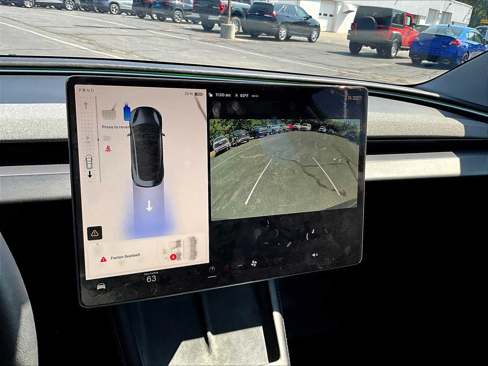 2024 Tesla Model 3  - Photo 18
