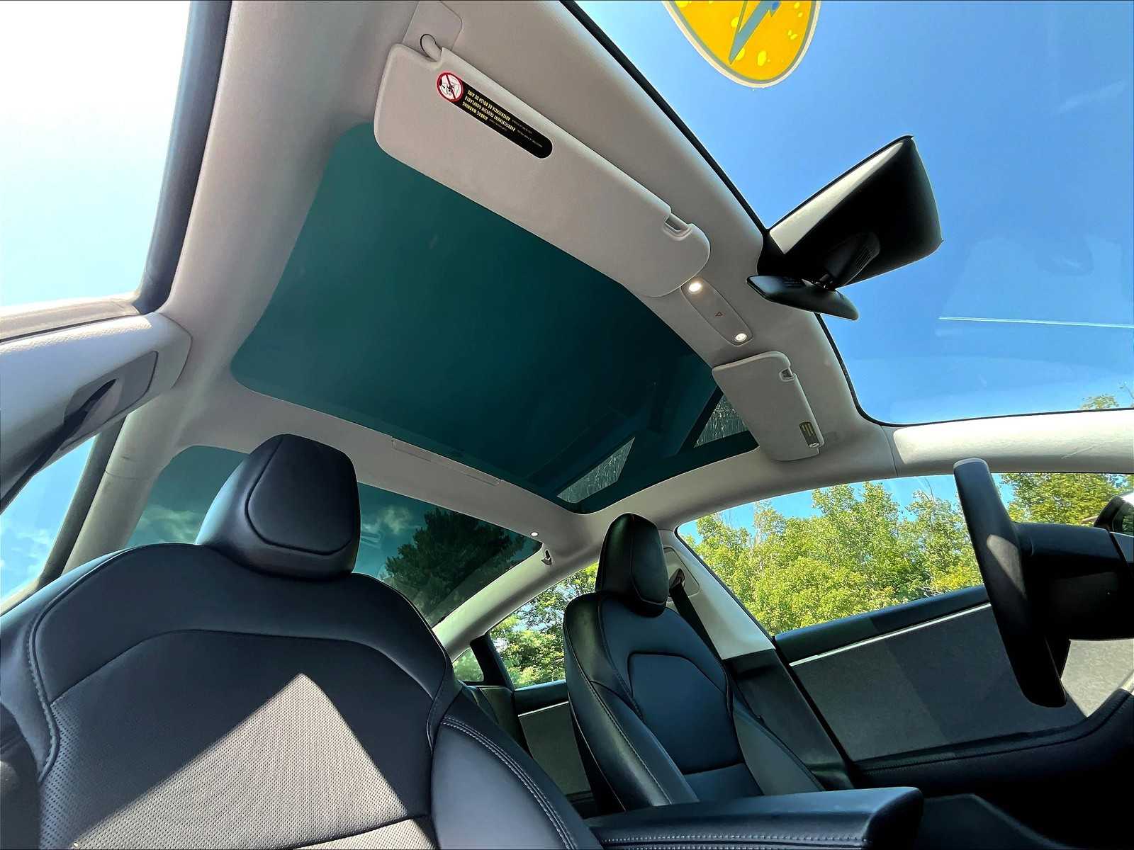 2024 Tesla Model 3  - Photo 22