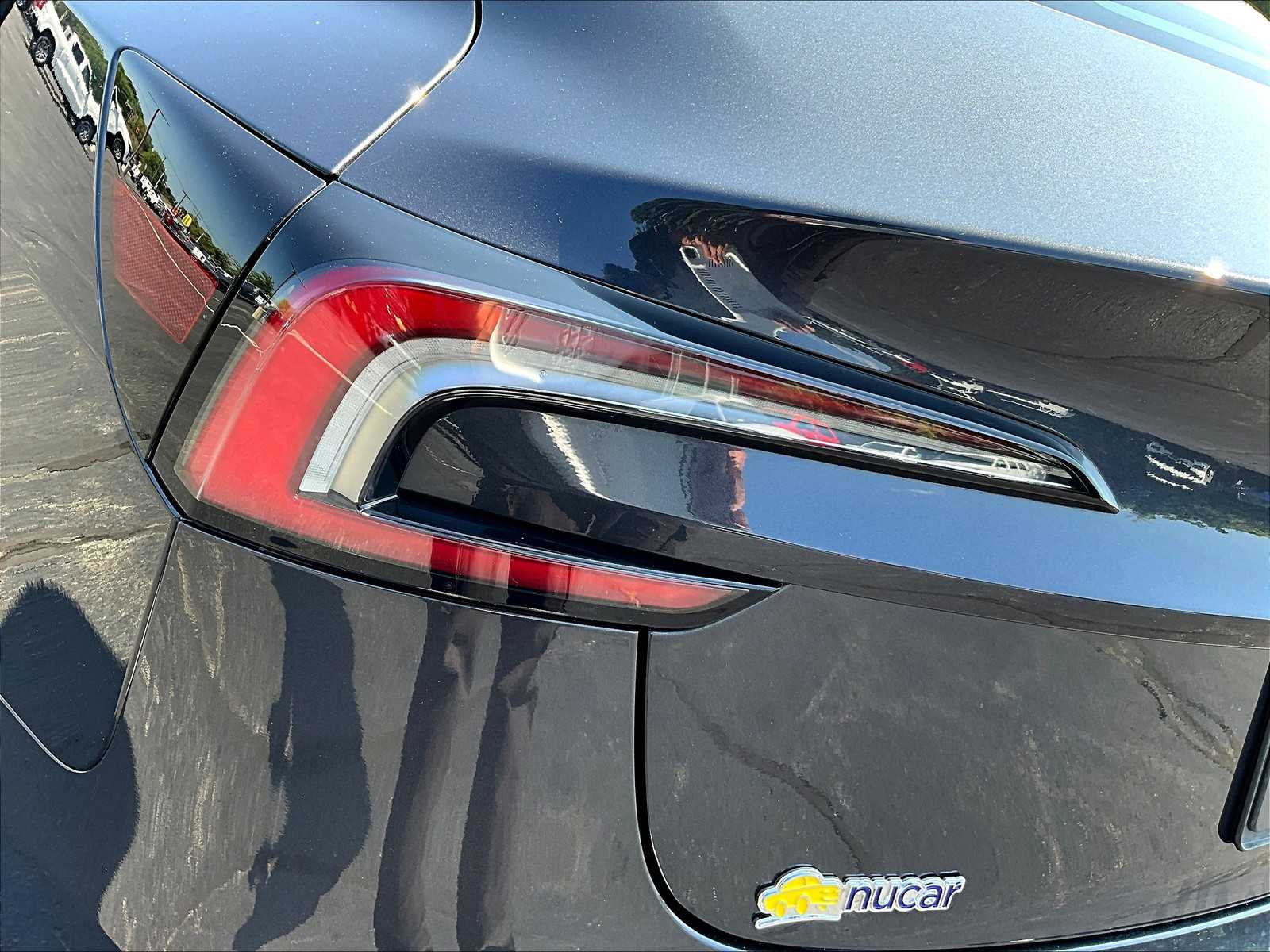 2024 Tesla Model 3  - Photo 33