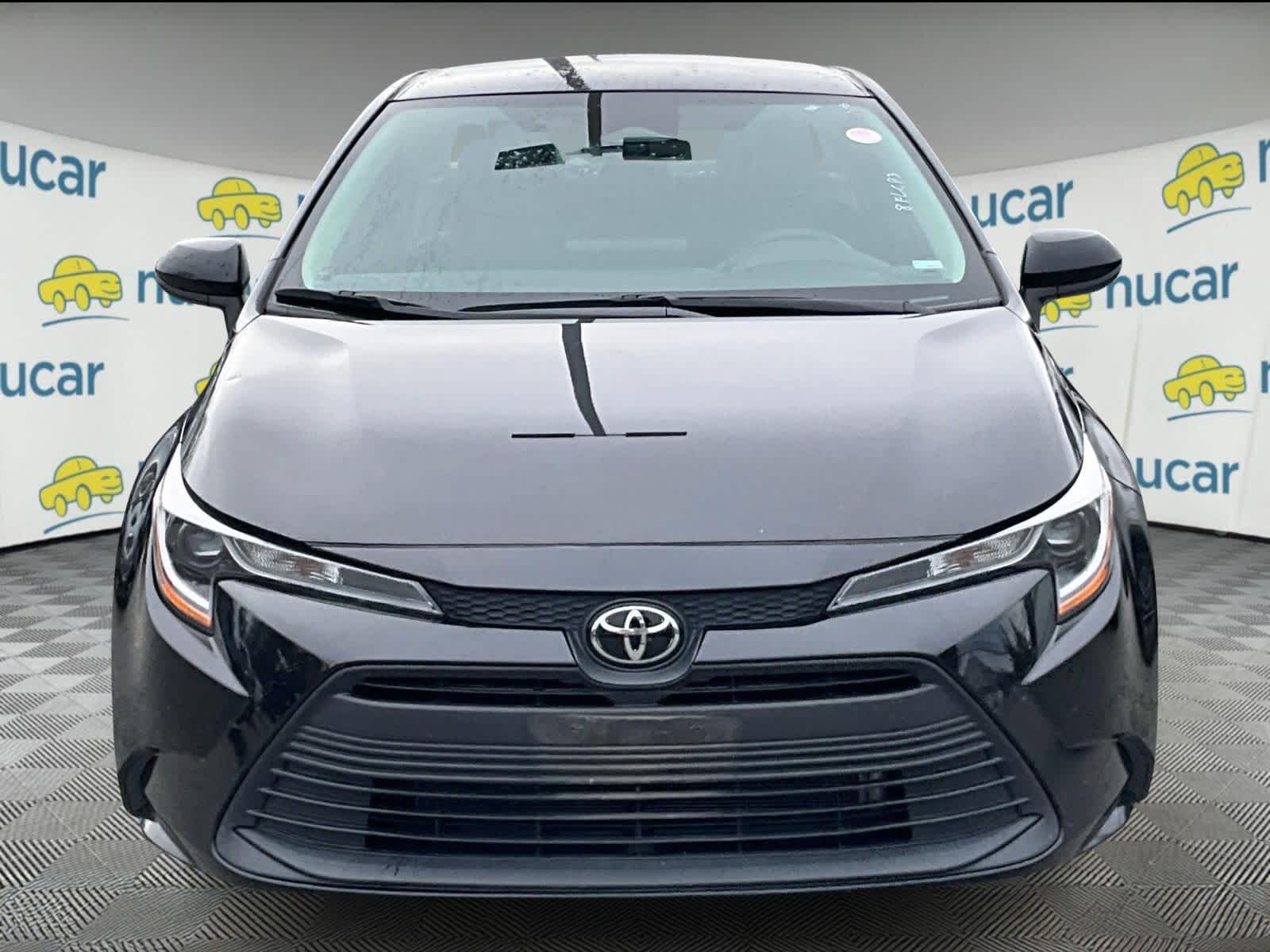 2023 Toyota Corolla LE - Photo 2