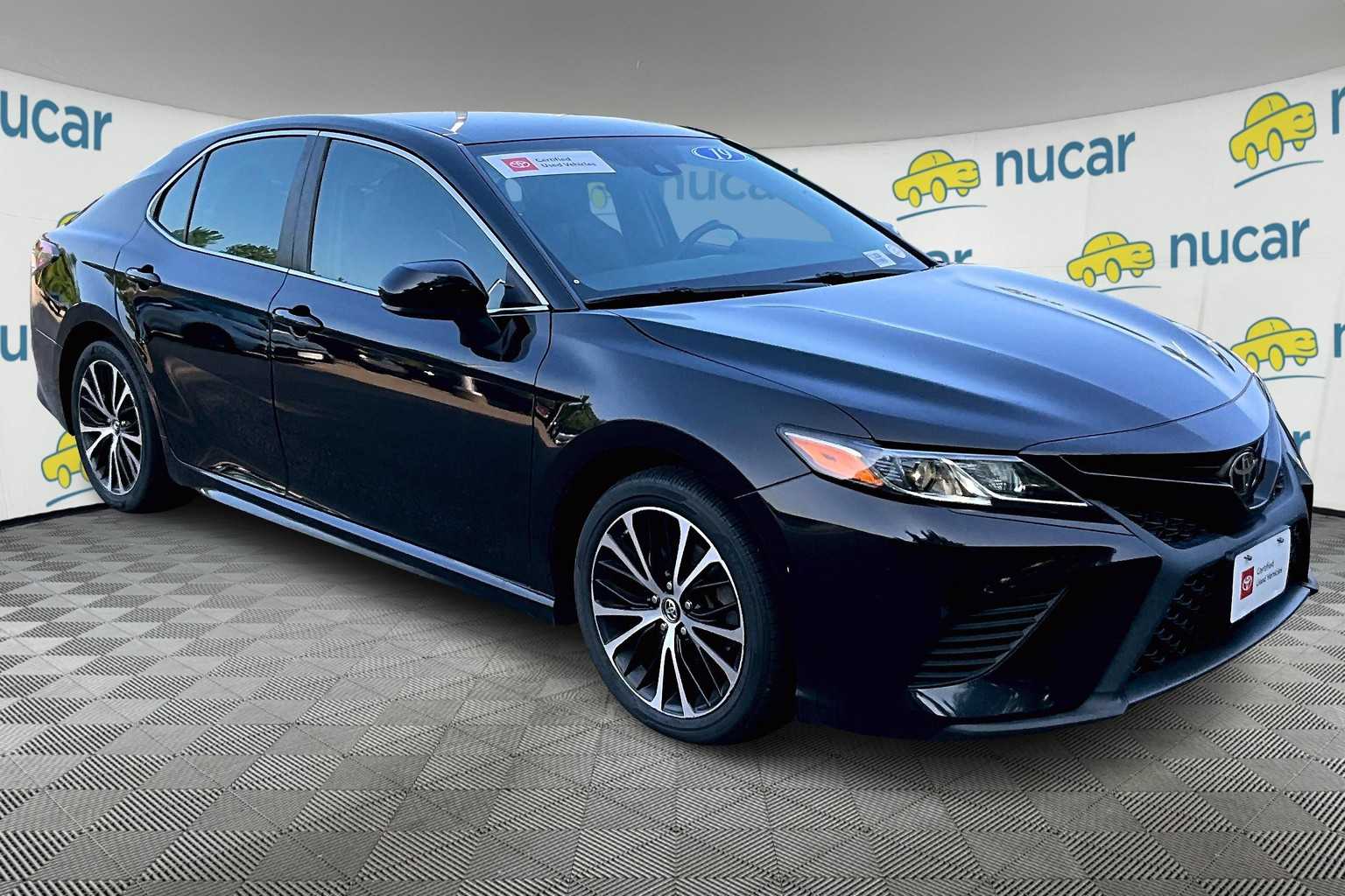 2019 Toyota Camry SE