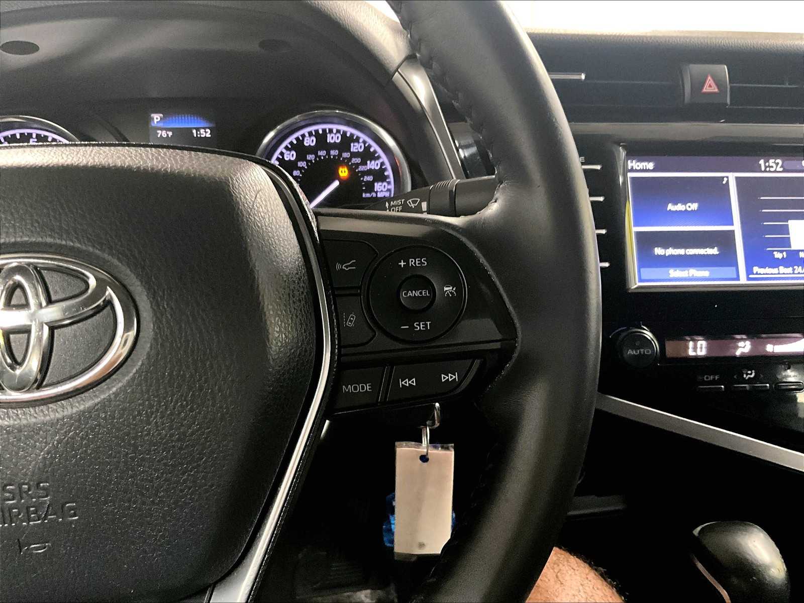 2019 Toyota Camry SE - Photo 23