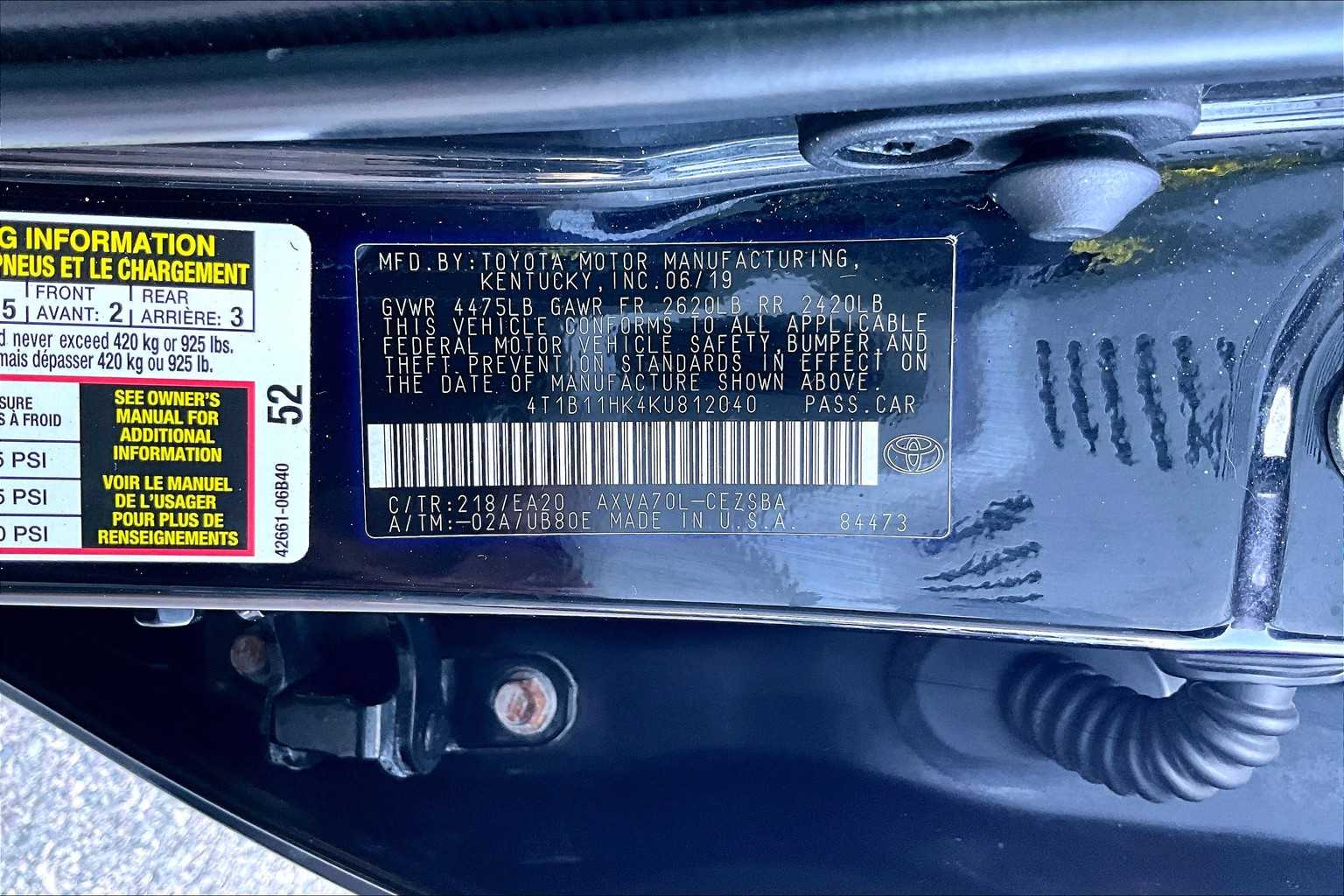 2019 Toyota Camry SE - Photo 6