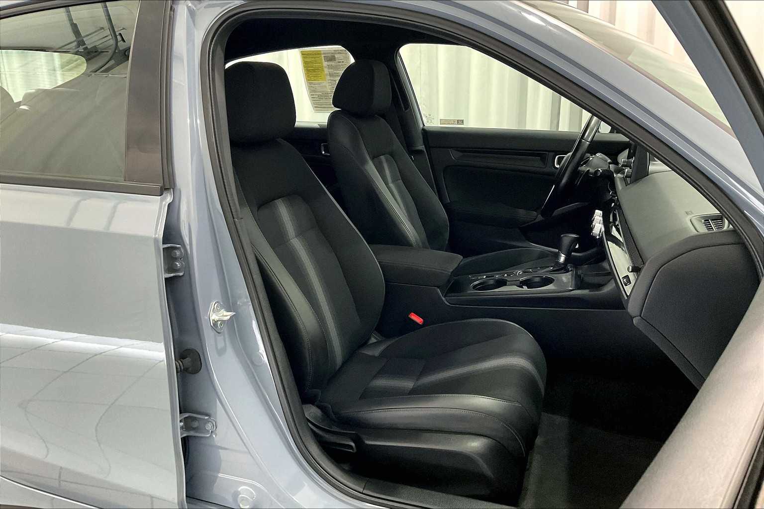 2022 Honda Civic Hatchback Sport - Photo 11
