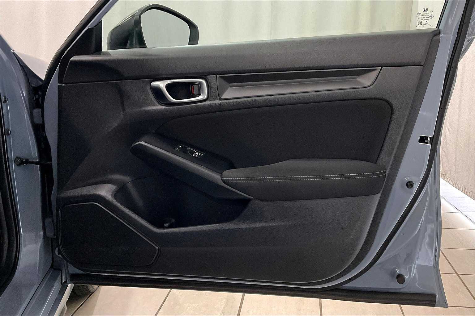 2022 Honda Civic Hatchback Sport - Photo 12