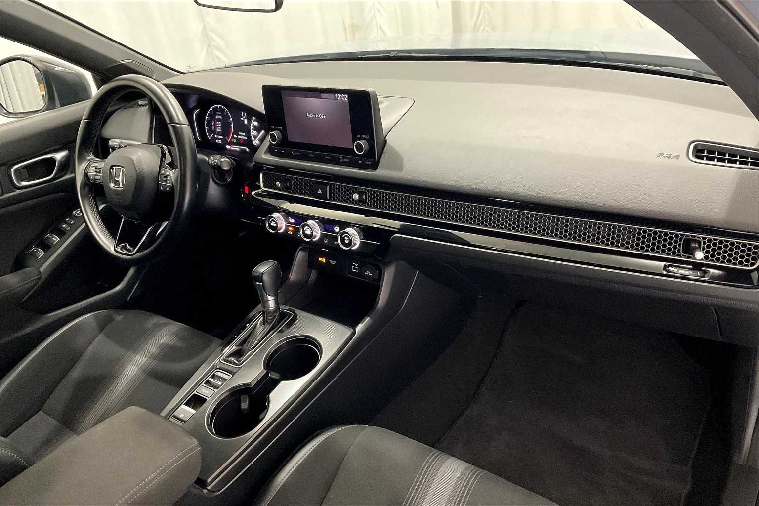2022 Honda Civic Hatchback Sport - Photo 14