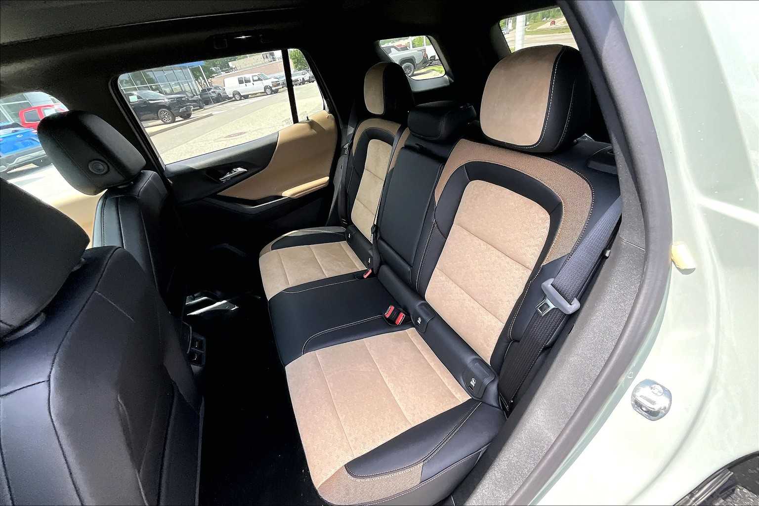 2026 Chevrolet Equinox AWD ACTIV - Photo 15