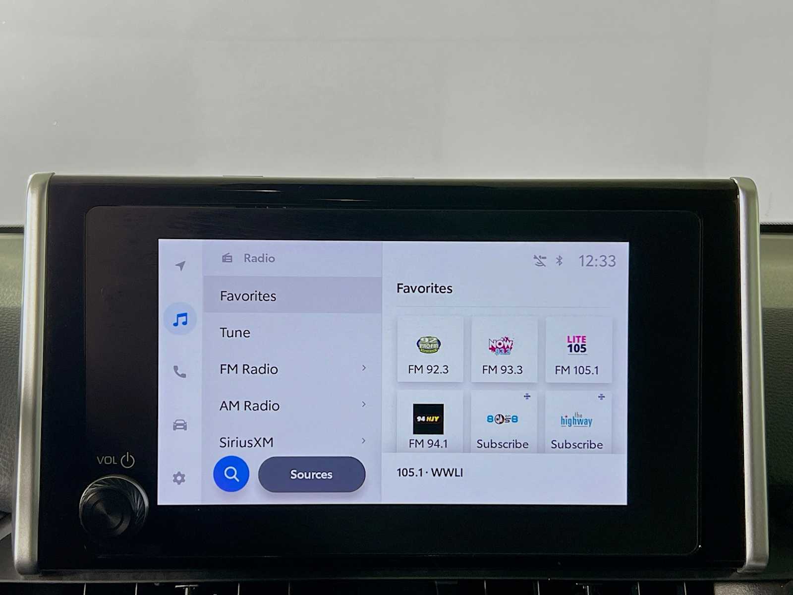 2023 Toyota RAV4 LE - Photo 14