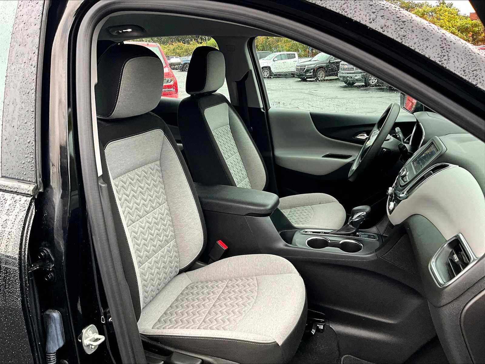 2024 Chevrolet Equinox LS - Photo 11