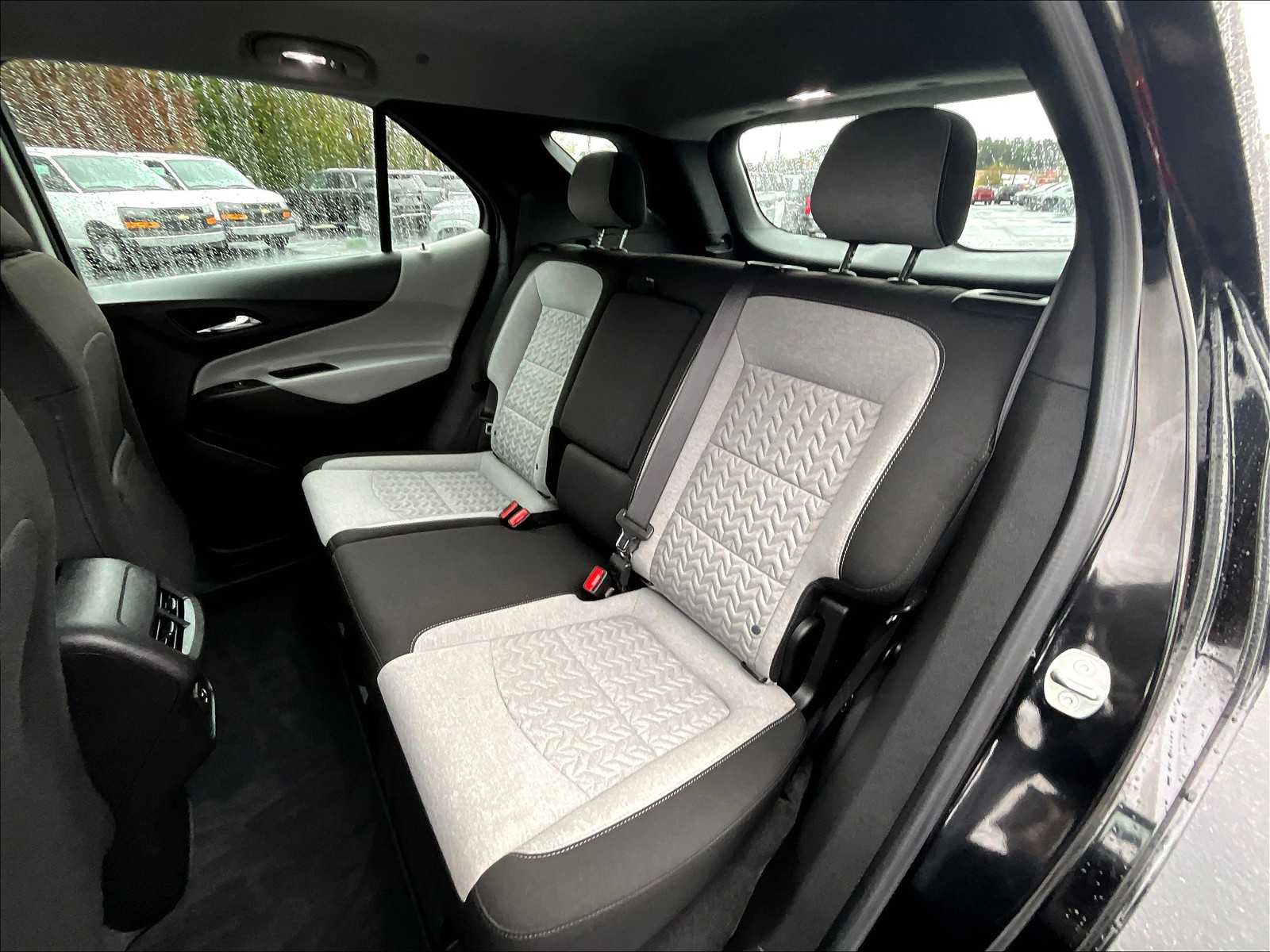 2024 Chevrolet Equinox LS - Photo 14