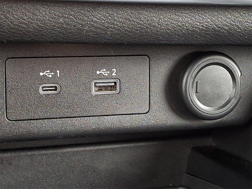 2021 Nissan Rogue SV - Photo 23