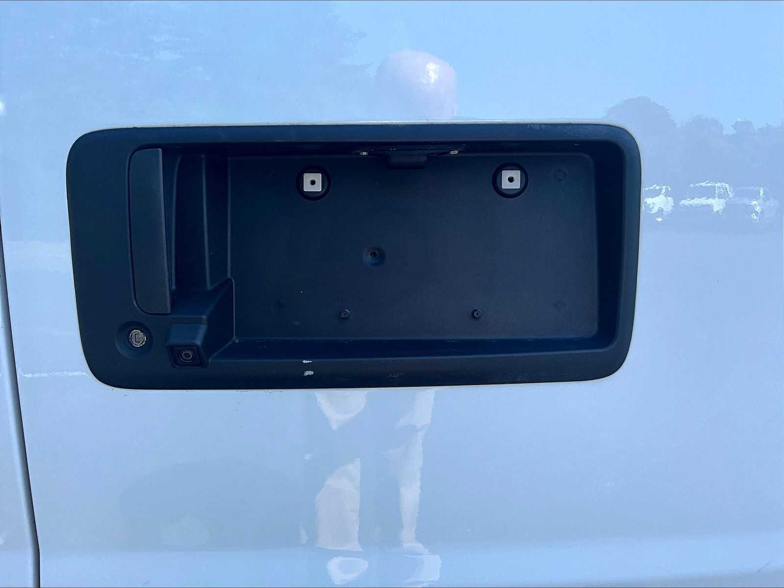 2023 Chevrolet Express  - Photo 18