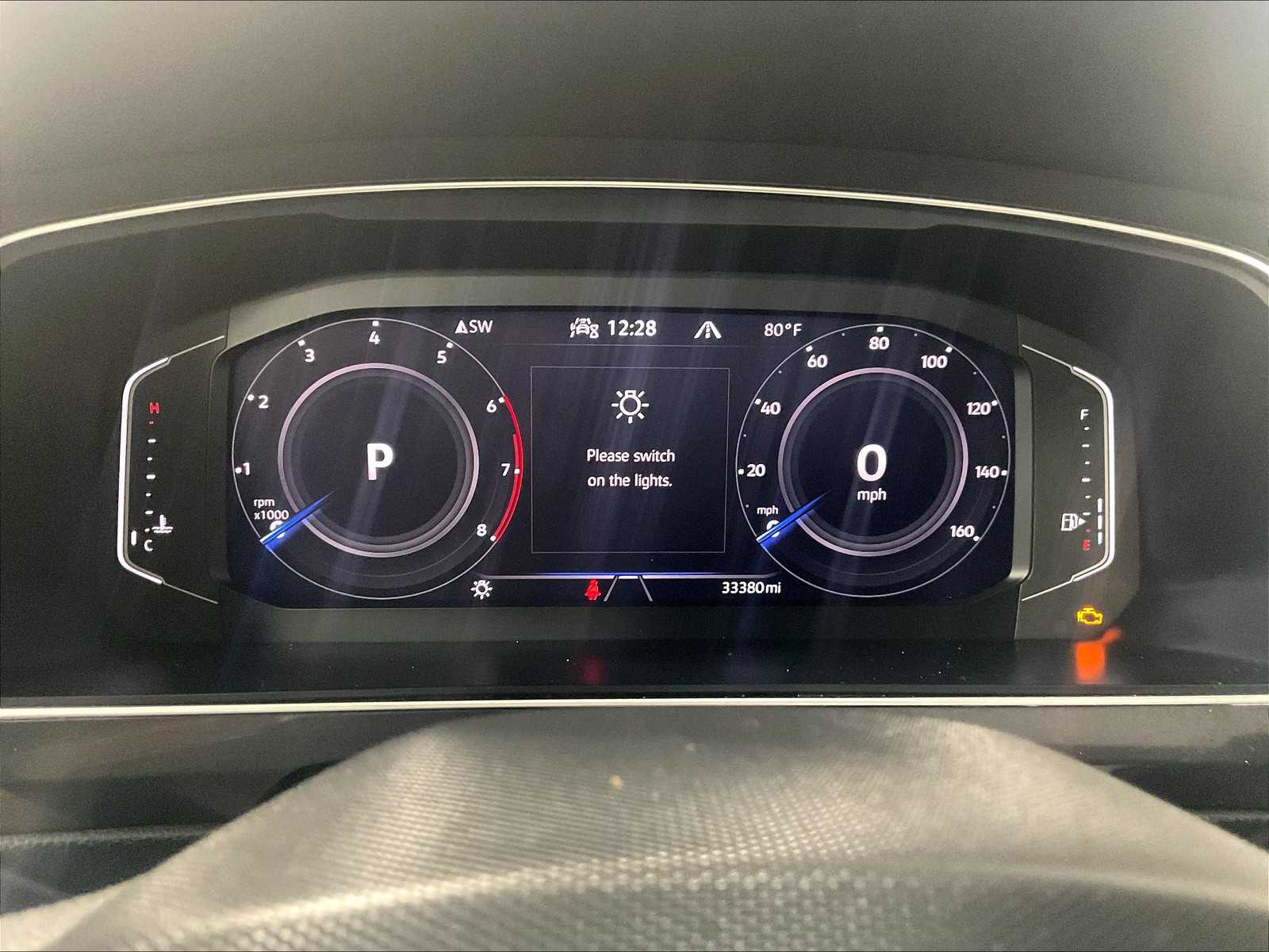 2022 Volkswagen Tiguan SEL R-Line - Photo 25