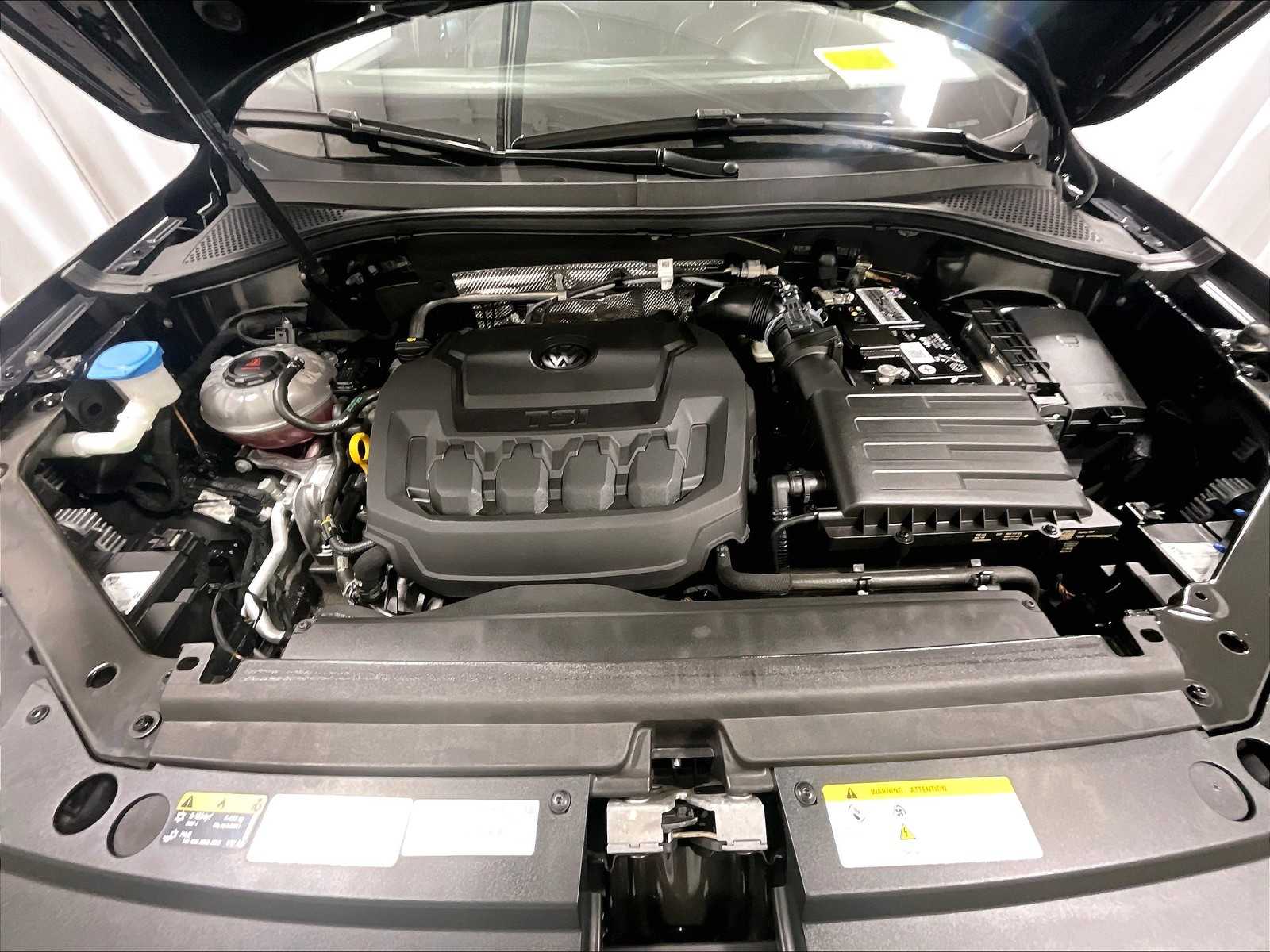2022 Volkswagen Tiguan SEL R-Line - Photo 30