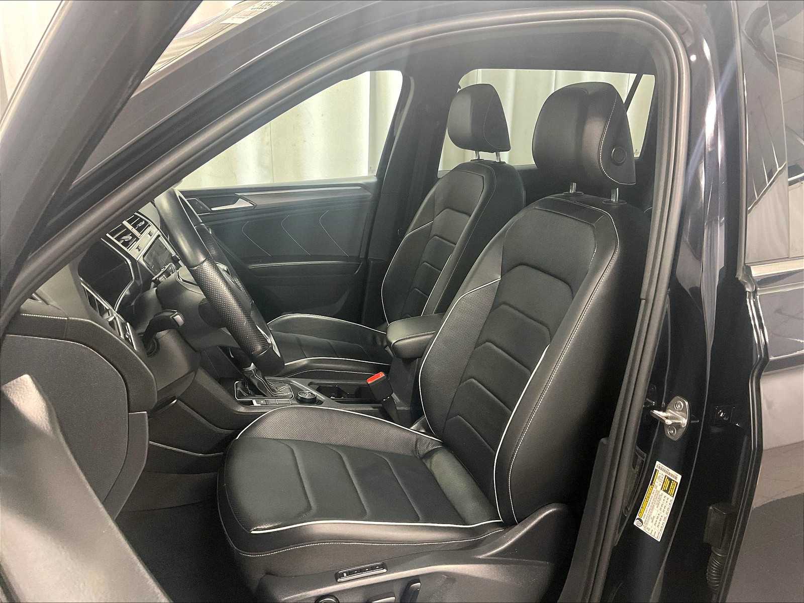 2022 Volkswagen Tiguan SEL R-Line - Photo 10