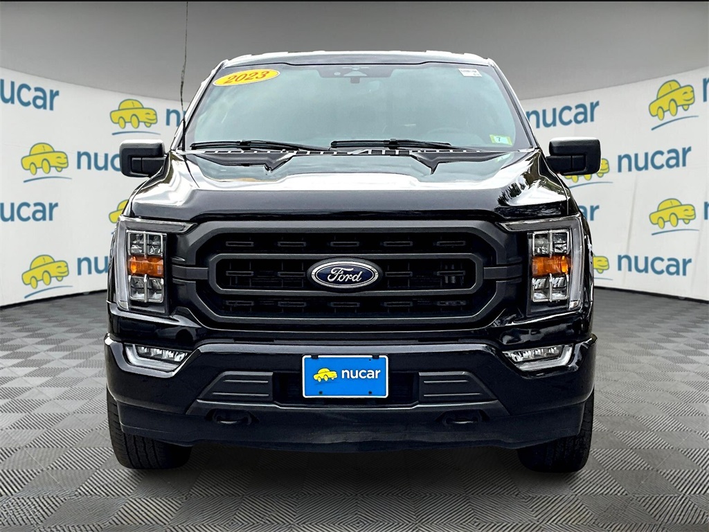2023 Ford F-150 XLT - Photo 2