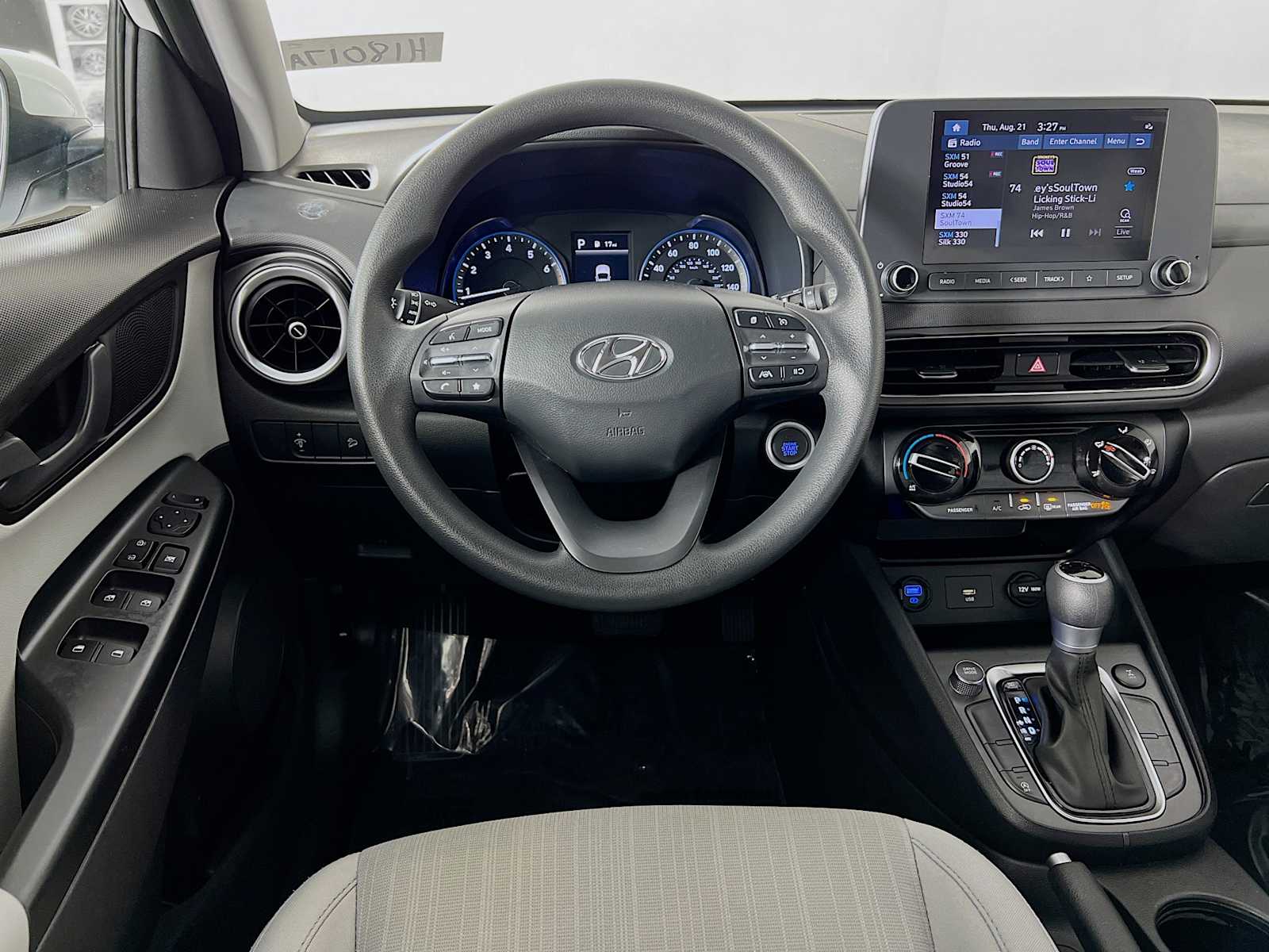2023 Hyundai Kona SEL - Photo 21