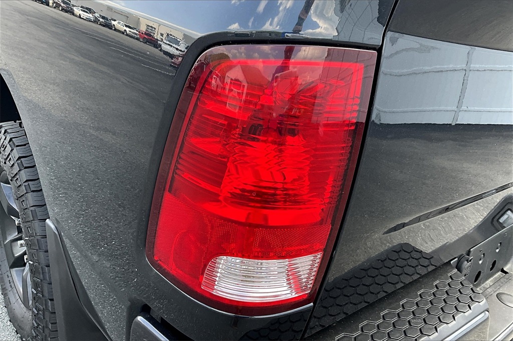 2019 Ram 1500 Classic Express - Photo 31