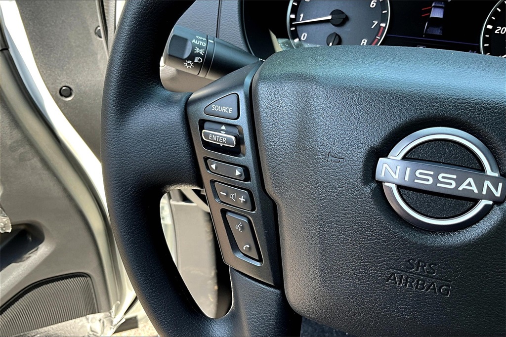 2025 Nissan Frontier SV - Photo 23