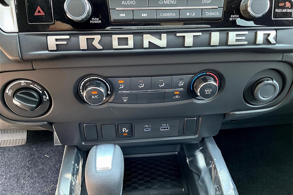2025 Nissan Frontier SV - Photo 26