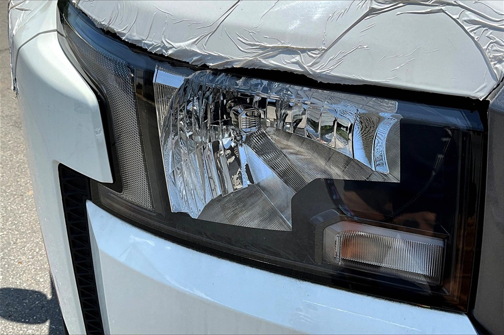 2025 Nissan Frontier SV - Photo 33