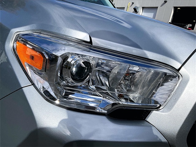 2023 Toyota Tacoma SR - Photo 31
