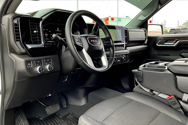 2024 GMC Sierra 1500 Elevation - Photo 8