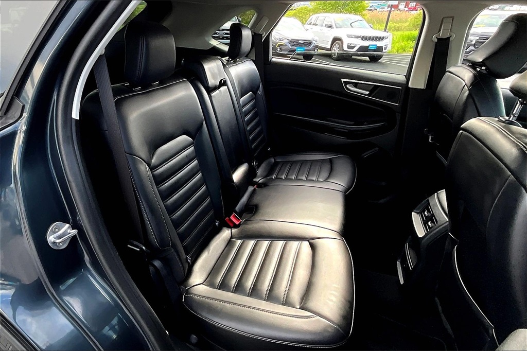 2024 Ford Edge SEL - Photo 16