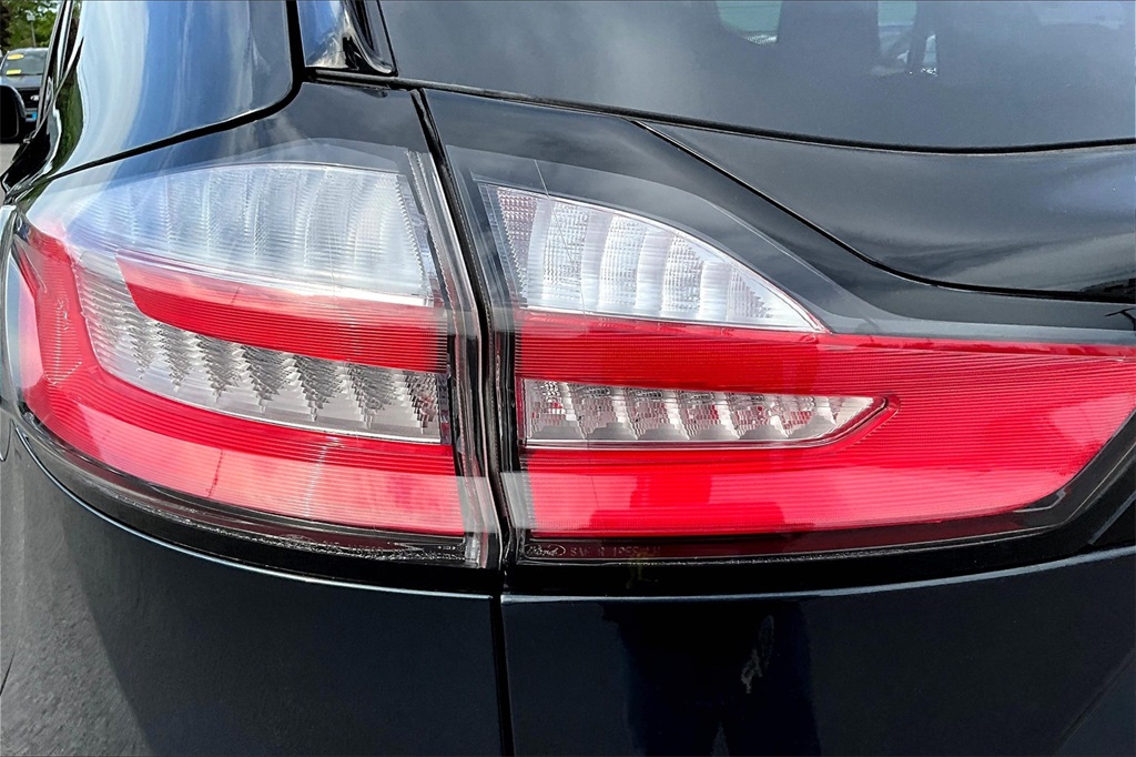2024 Ford Edge SEL - Photo 33