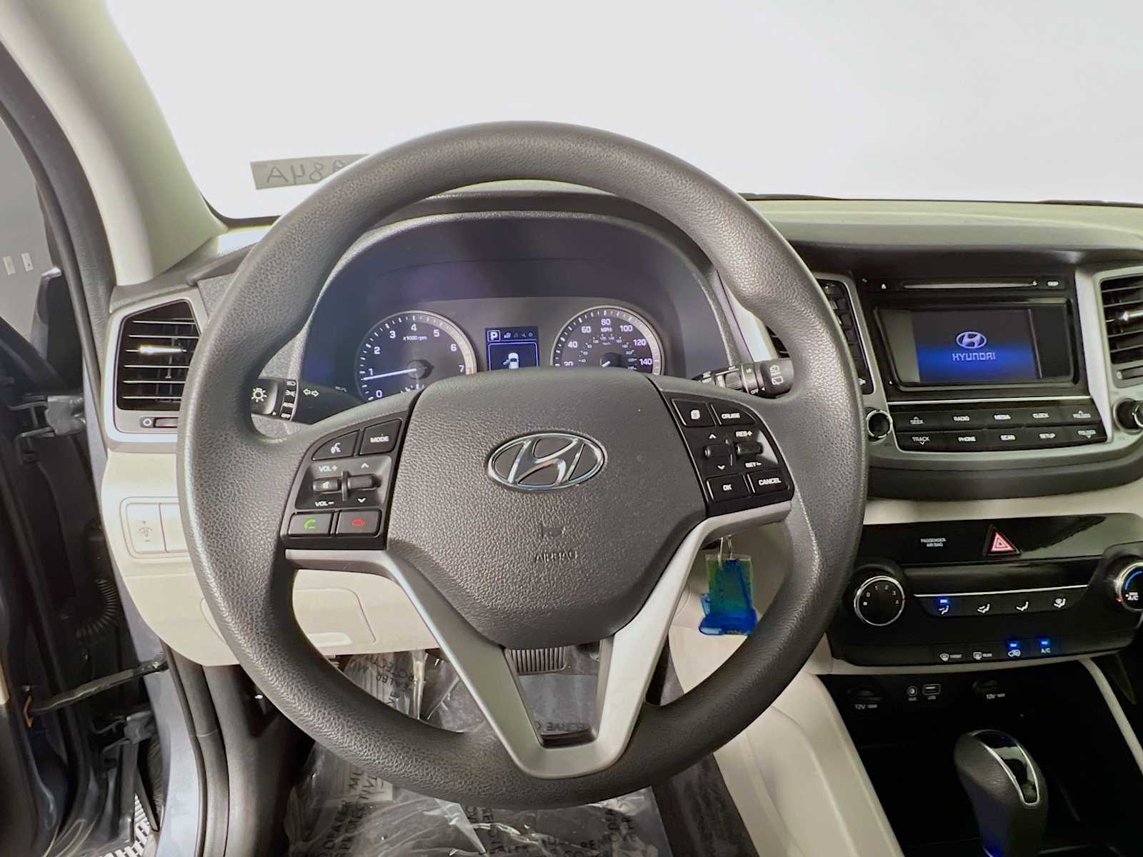 2018 Hyundai Tucson SE - Photo 11