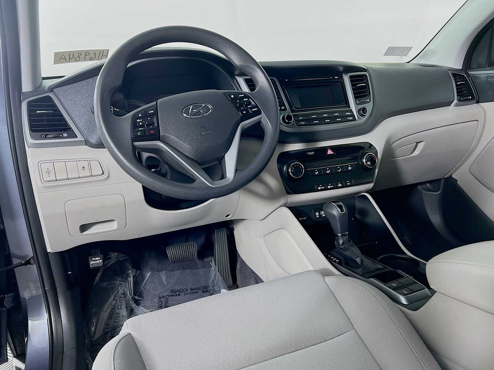 2018 Hyundai Tucson SE - Photo 9