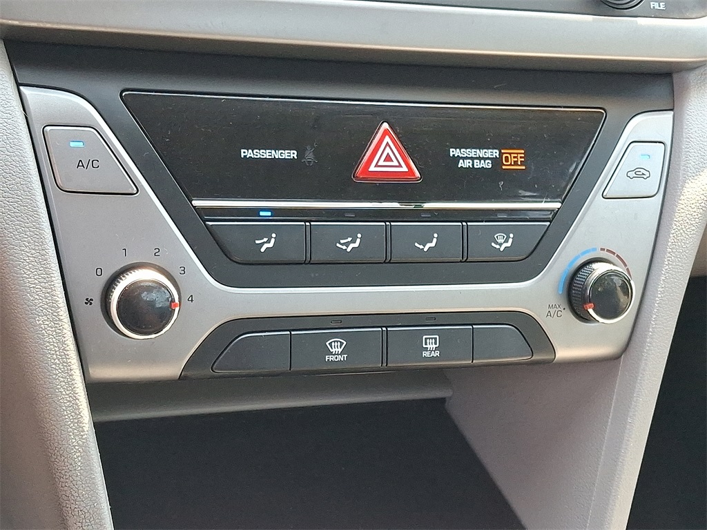 2017 Hyundai Elantra SE - Photo 17