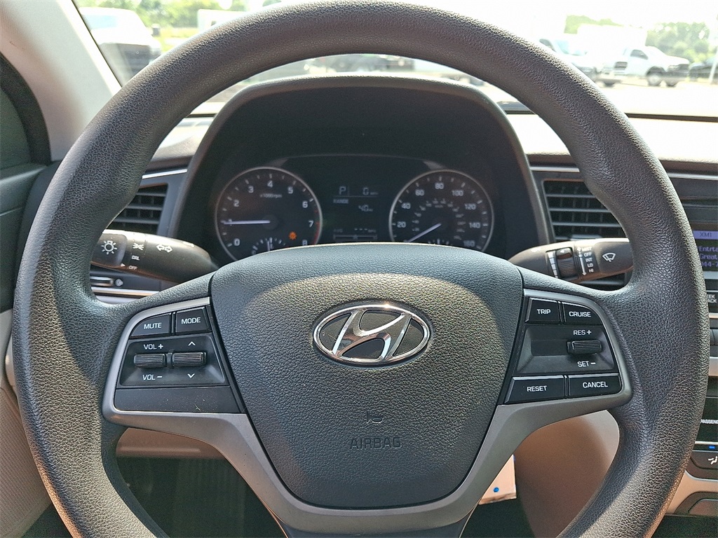 2017 Hyundai Elantra SE - Photo 19