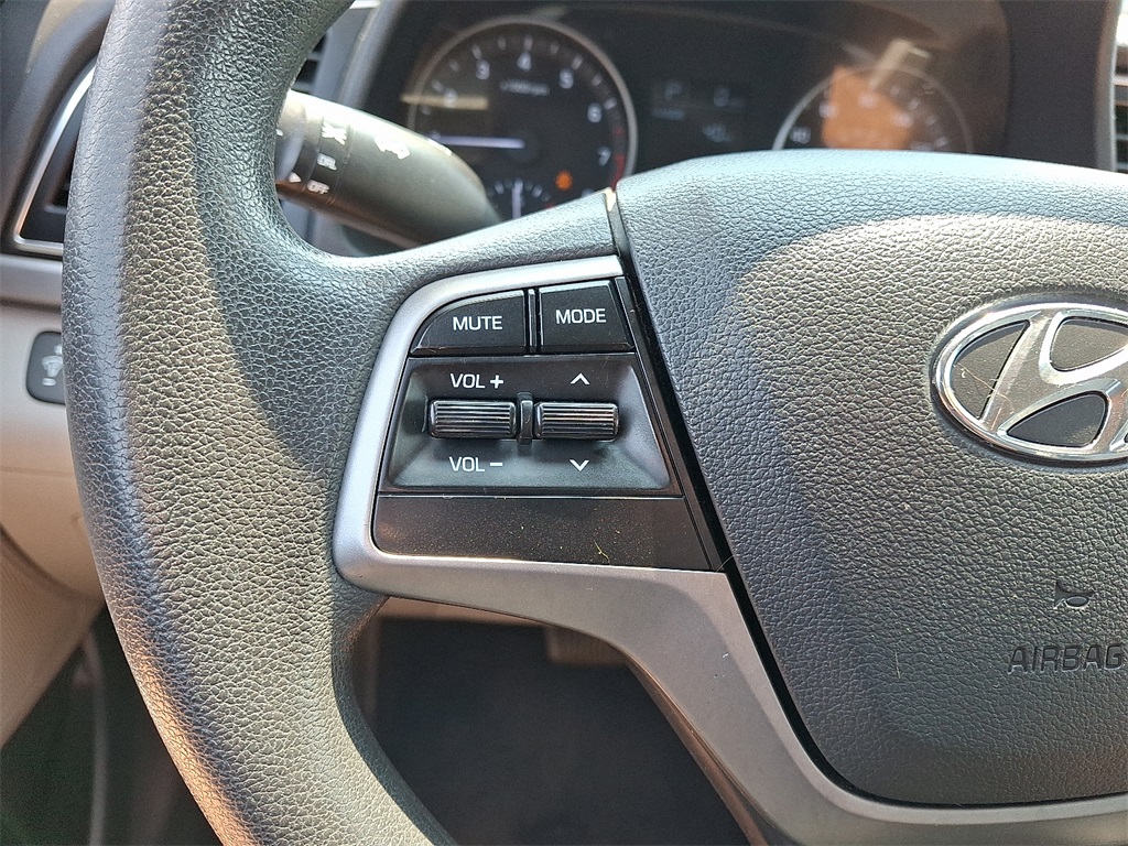 2017 Hyundai Elantra SE - Photo 20