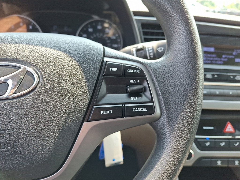 2017 Hyundai Elantra SE - Photo 21
