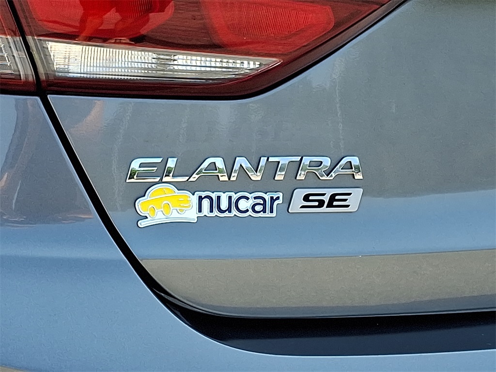 2017 Hyundai Elantra SE - Photo 30