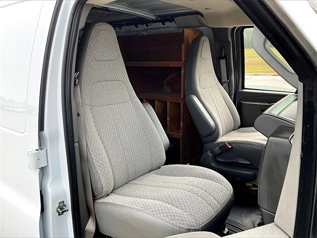 2024 Chevrolet Express 2500 Work Van - Photo 11