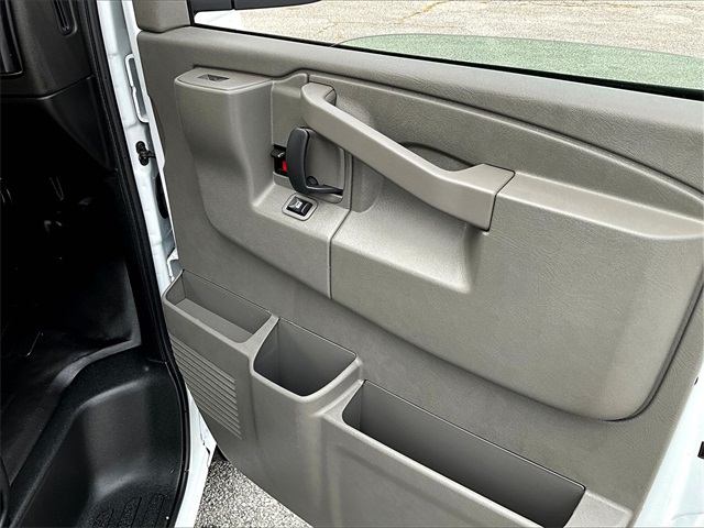2024 Chevrolet Express 2500 Work Van - Photo 12