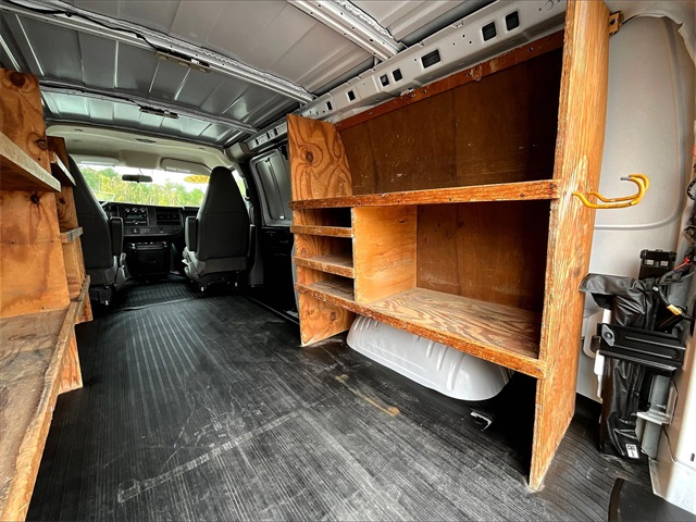 2024 Chevrolet Express 2500 Work Van - Photo 14