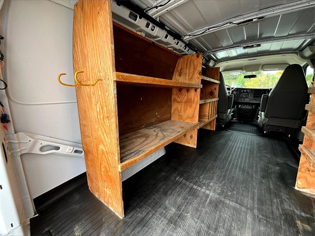 2024 Chevrolet Express 2500 Work Van - Photo 15