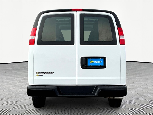 2024 Chevrolet Express 2500 Work Van - Photo 5