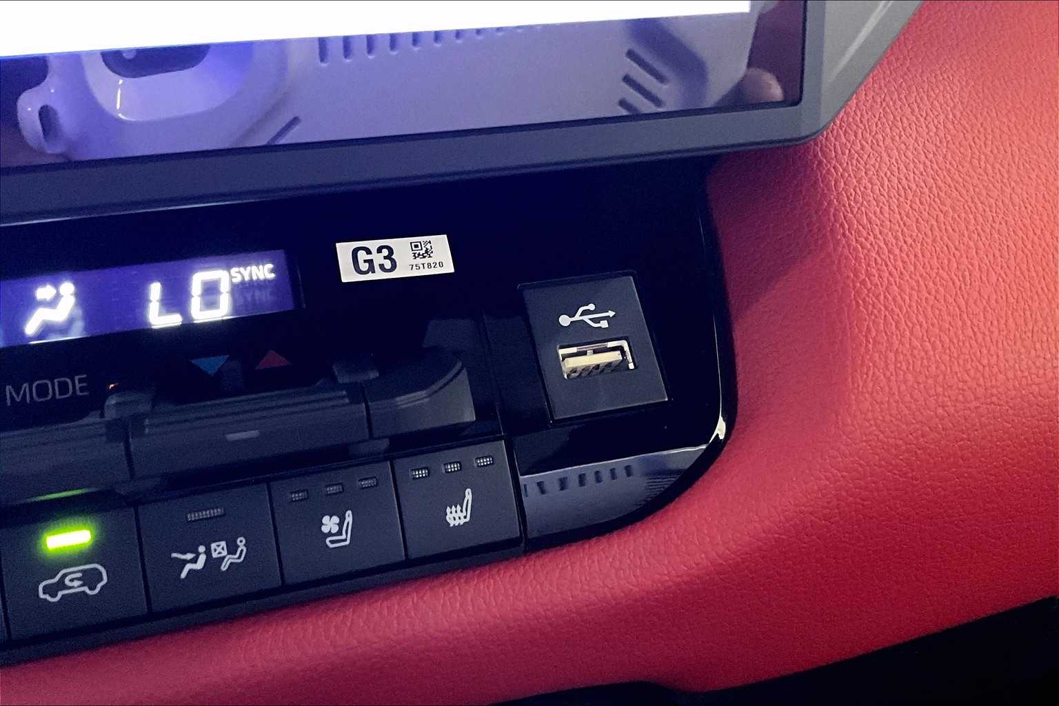 2025 Toyota Sequoia TRD Pro - Photo 28