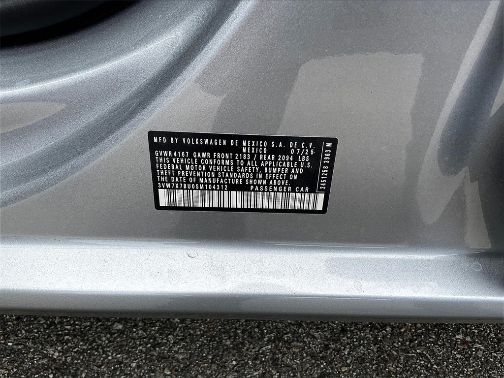 2025 Volkswagen Jetta 1.5T SE - Photo 16