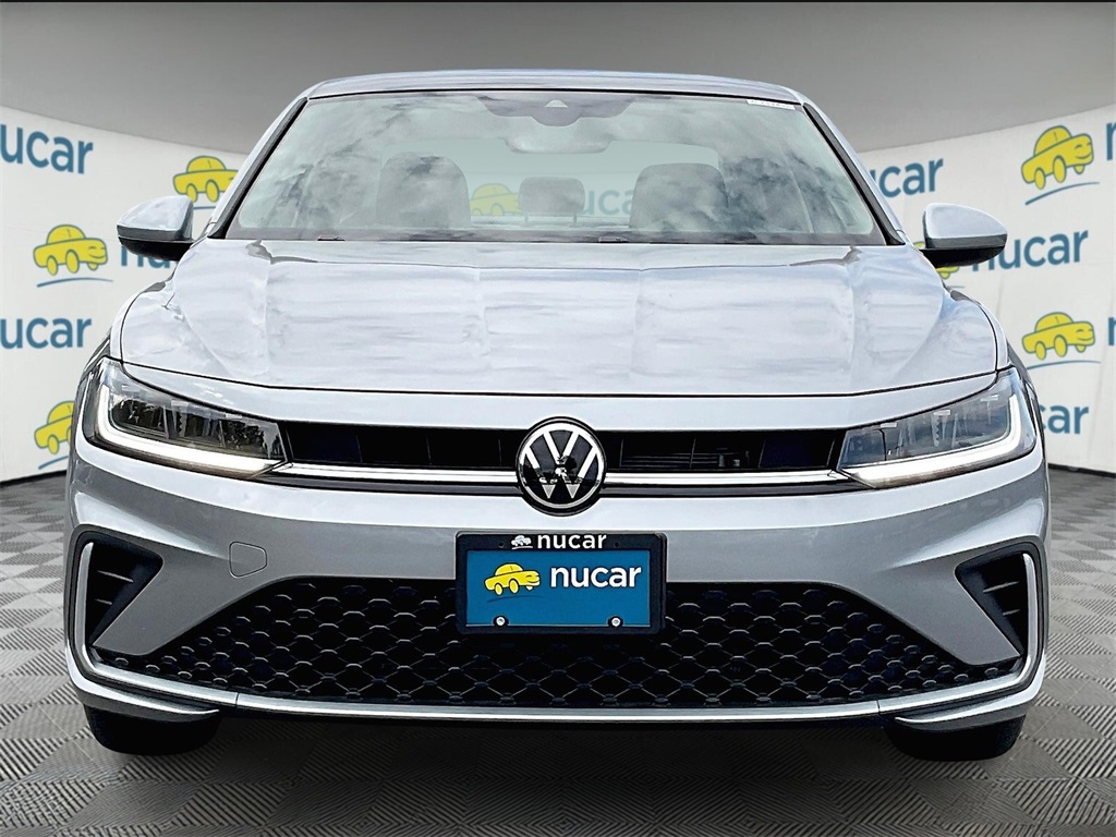 2025 Volkswagen Jetta 1.5T SE - Photo 3