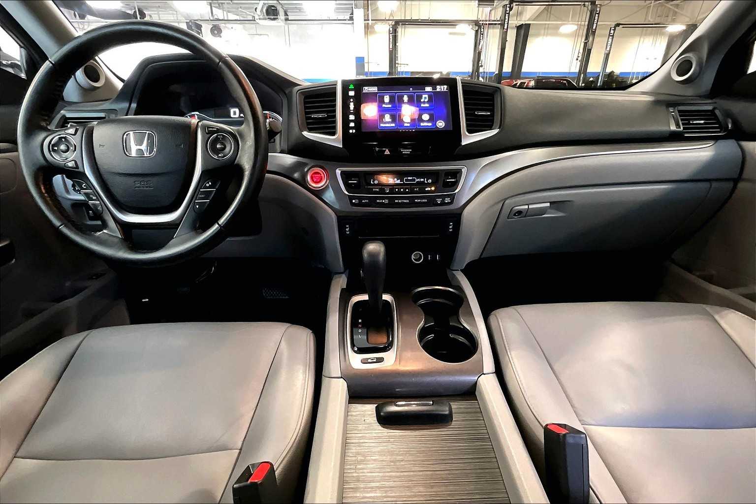 2016 Honda Pilot EX-L - Photo 22