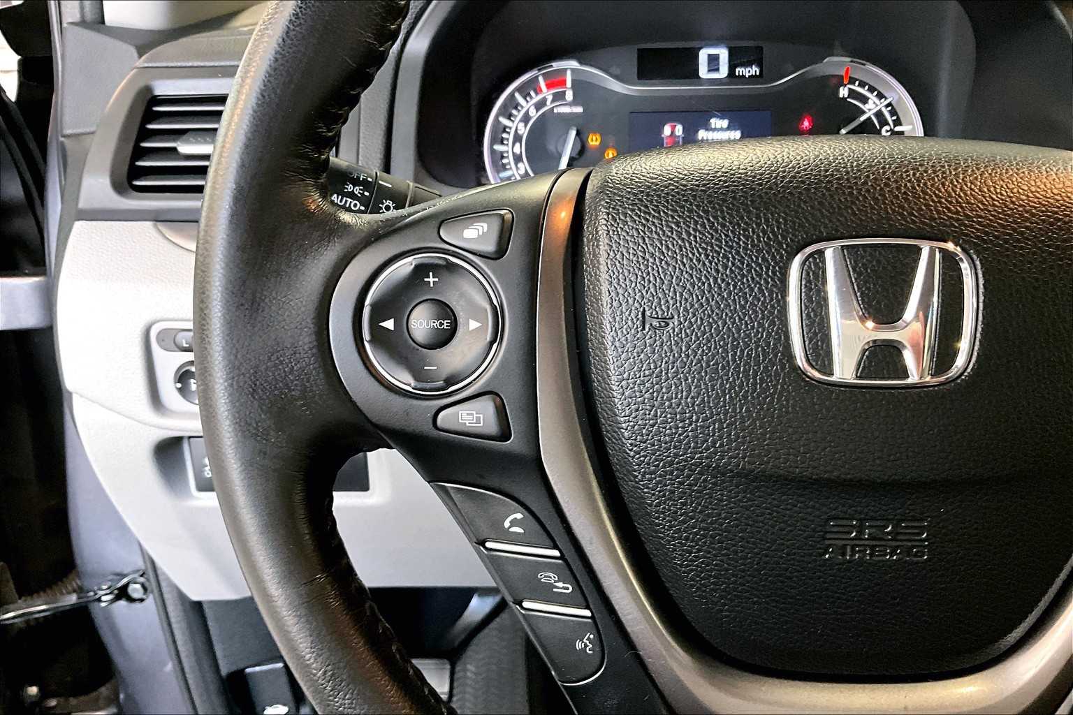 2016 Honda Pilot EX-L - Photo 24