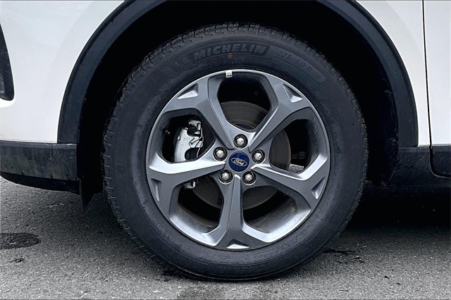2025 Ford Escape ST-Line - Photo 13